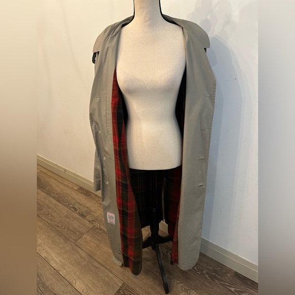 Vintage London Fog Khaki Maxi Trench Coat Plaid lining SZ 42 Regular Unisex EUC - Picture 6 of 10
